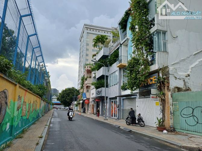 Bán nhà MT đường Phan Liêm,Quận 1,DT:4mX17m,K/C trệt 2 lầu.HĐT 35Tr/th, Giá chỉ 22 tỷ TL - 1