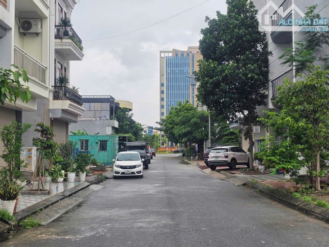 BÁN LÔ ÁP GÓC SÁT MẶT ĐƯỜNG LÝ ANH TÔNG, ĐỐI DIỆN CÔNG AN TỈNH BẮC NINH. VỊ TRÍ SIÊU VIP - 1