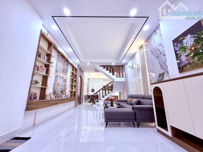 NHÀ ĐẸP - HẺM Ô TÔ, Ở NGAY, FULL NỘI THẤT - 6.99 TỶ - 1