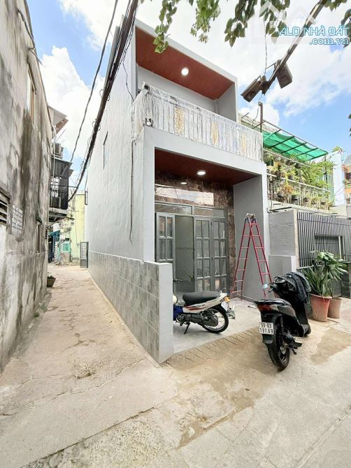 Nhà Âu Cơ_ Phú Trung, Tân Phú. DT 60m2. 2 tầng. Ngang 3.6m x dài 15.3. Giá 5.3  tỷ. - 1