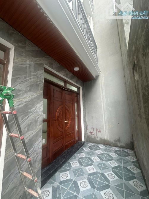 🏠 BÁN NHÀ MỚI TINH - NỞ HẬU - GẦN BIGC LONG BIÊN CHỈ HƠN 5 TỈ - 1