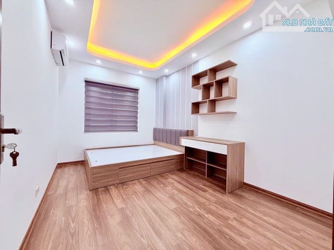 BÁN NHÀ TẬP THỂ KIM NGƯU – LẠC TRUNG_DÂN TRÍ CAO _NHÀ ĐẸP_SỔ TO