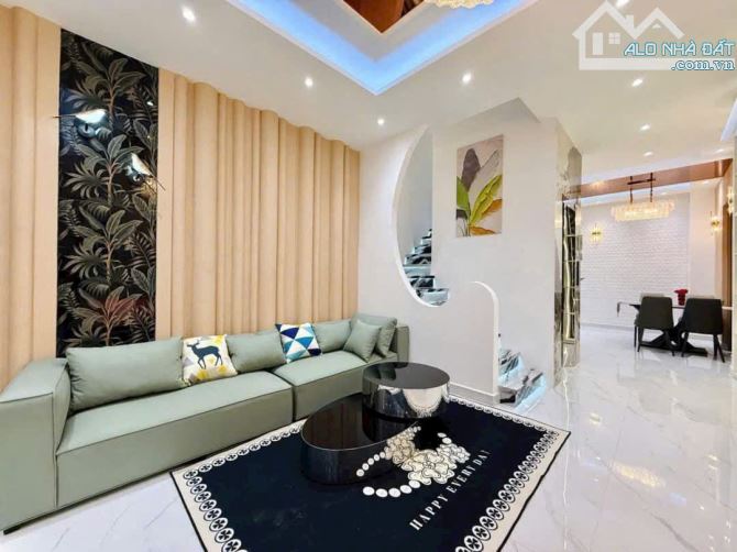 Nhà Chuẩn Luxury – Thống Nhất P16 – 5 Tầng, Thang Máy – Full nội thất – Giá Tốt ! - 1