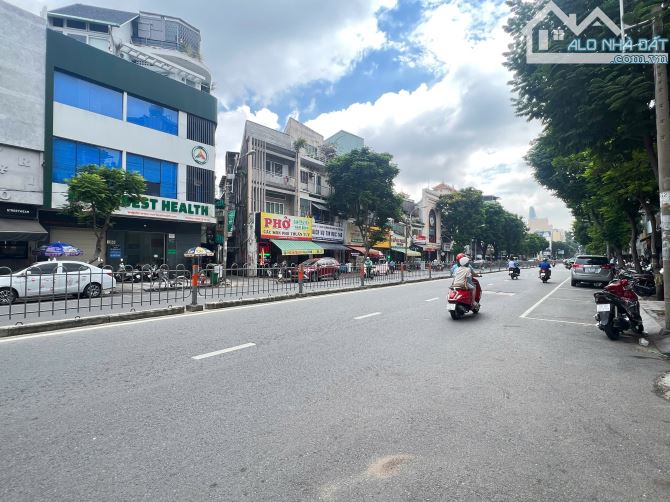 Nhà 3 Tầng ngang 15m mặt tiền đường Nguyễn Cư Trinh, Q.1, 15x9m, HĐT 120 triệu, Chỉ 60 Tỷ - 1