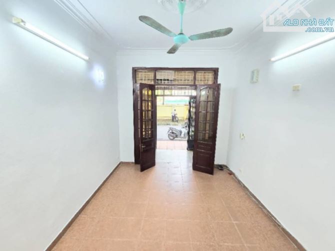 BÁN NHÀ ĐẠI TỪ 47M2 5 TẦNG 4 PHÒNG MT 4M NGÕ NÔNG 6.8 TỶ - 1