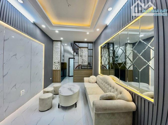 🔥ĐẸP NHẤT TẦM GIÁ - NHÀ BẠCH MAI - Ô TÔ CÁCH 40M - NGÕ THÔNG - NHÀ MỚI - 28M2 CHỈ 5,3TỶ🔥 - 1