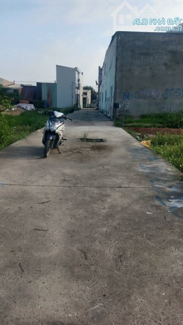 bán lô đất đẹp 80m2- giá chỉ 1 tỷ 500tr-gần khu công nghiệp vĩnh lộc b - gọi cho em - 1