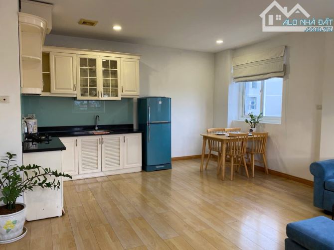 Căn hộ thoáng, nhiều ánh sáng Phố Nguyễn Huy Tự - gần Trần Hưng Đạo, 90m2, 2PN, giá 15tr - 1