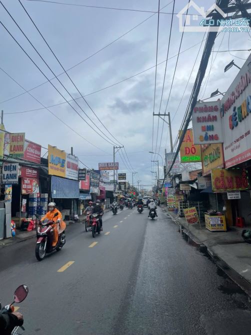 Bán nhà mặt tiền 3 tầng 5x50m giá 12,5 tỷ Đường Phan Văn Hớn - 1