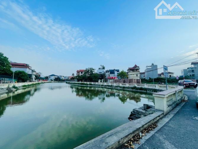 Bán 60m2 siêu phẩm Đông Dư đường thông, kinh doanh, ô tô tránh - 1