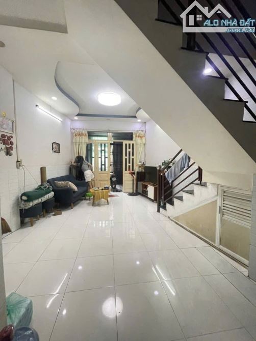 NHÀ SỔ RIÊNG ĐƯỜNG PHAN VĂN HỚN, BÀ ĐIỂM, 39M2, 2 TẦNG, 2PN, 2 WC - 1