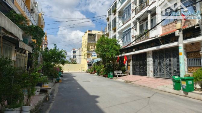 - Nhà hẻm 1545 gần cầu Long Kiểng, Nhơn Đức, Nhà Bè - Diện tích 80m2 (5,7m x 14m) - 1