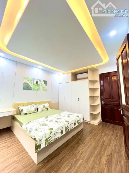 Bán nhà Vip 35m2 Thịnh Quang Đống Đa, 2 thoáng, 5 tầng, tiện ích, 7.4 tỷ - 1