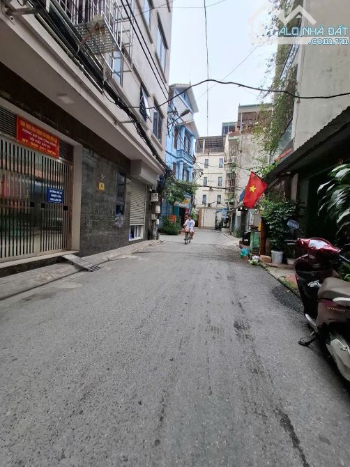 Siêu Phẩm nhà phố Văn Quán 75m 3 t vỉa hè ô tô đỗ trước nhà tiện ích bạt ngàn giá 17.7 tỷ - 1