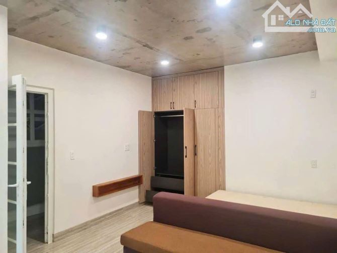 NHÀ HIẾM KHU SÂN BAY, 5 TẦNG ❌ 102m2 ❌ KHOÁN 68tr/th, HẺM 8m HỒNG HÀ - 22 TỶ - 1