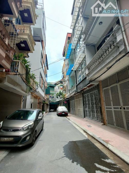 Bán nhà Xã đàn - Trung Phụng , Nhỉnh 17 tỷ, 50m, ô tô tránh dừng đỗ, 5 tầng - 1
