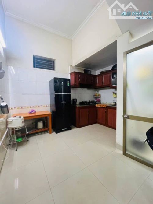 BÁN ĐẤT TẶNG NHÀ 3 T * 54M – Ô TÔ TRÁNH – LAI XÁ - KINH DOANH DÒNG TIỀN - 9,3 TỶ - 1
