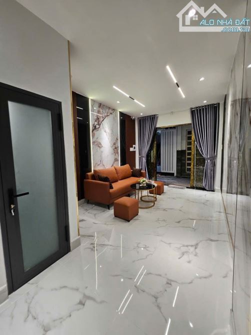 Bán gấp nhà mới kèm nội thất, gần CV Làng Hoa, chỉ 3ty580 - 1