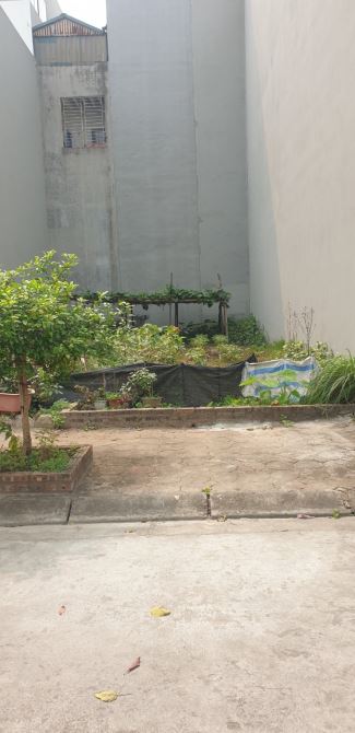 Bán Đất mặt phố Quán Tình, Giang Biên, vỉa hè ô tô tránh, kinh doanh 65m, MT 4.2m giá 16tỷ - 1