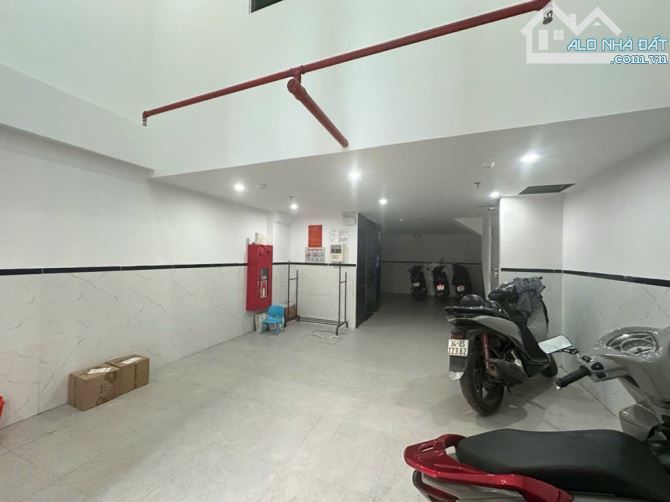Bán chung cư mini,căn hộ dịch vụ,dòng tiền Mễ Trì ngõ nông,ô tô gần giá 17.5 tỷ - 1
