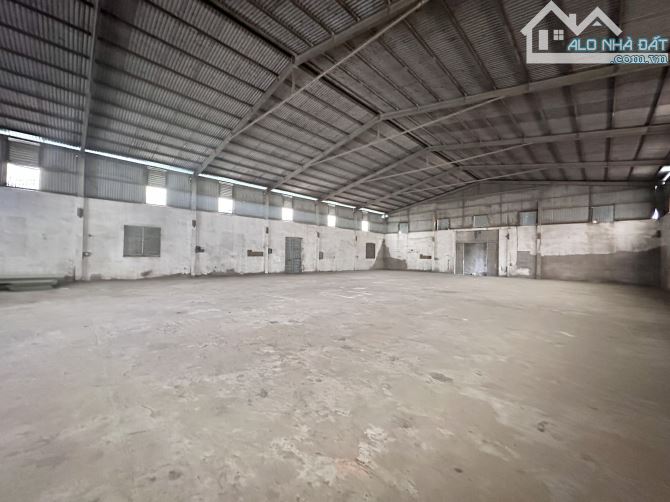 725m nhà xưởng khu vực Nguyễn Khoái, container đỗ cửa, xuất VAT, giá 80tr/th - 1