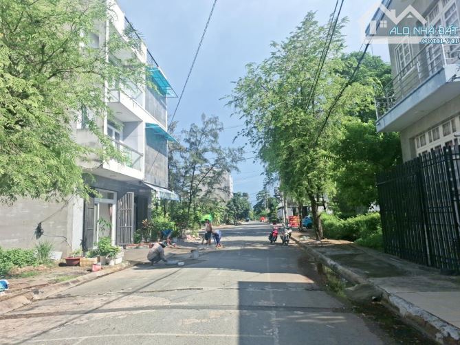 Bán nhà cấp 4 - Gồm 6 phòng trọ - Đường Nguyễn Văn Tạo - Nhà Bè - Diện tích lớn - Giá 6,7 - 1