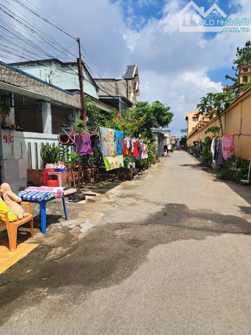 Đông Hòa - Sát Làng Đại Học- 66m2 - Ngang 5m- 3.3Tỷ- Sổ hồng riêng - 2