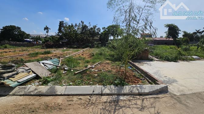 BÁN ĐẤT PHÚ THỊNH,MINH PHÚ. THỬA ĐẤT VUÔNG VẮN,CÁCH QL35 VÀ DỰ ÁN 1500 TỈ CHƯA ĐẾN 1KM - 1