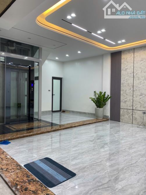 Bán nhà Nguyễn Văn Cừ,Long Biên 6 tầng,45m,mt8.5m gần oto nhỉnh 9 tỷ - 1