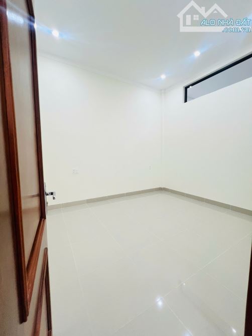 🍀🍀NHÀ MÊ KIÊN CỐ QUÁ ĐẸP SÁT BẾN XE ĐỨC LONG - 12