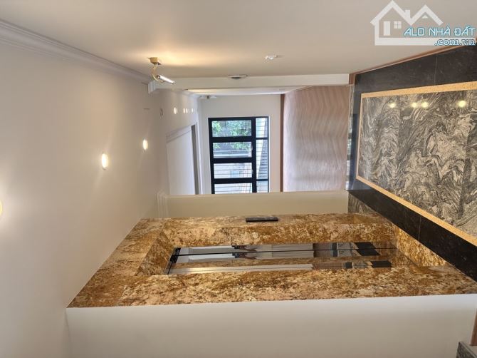 ⭐️⭐️⭐️ SIÊU HIỂM VỊ TRÍ VÀNG - PHÂN LÔ - Ô TÔ TRÁNH -GARA - 6 TẦNG THANG MÁY GIÁ CHỈ 14,86 - 2