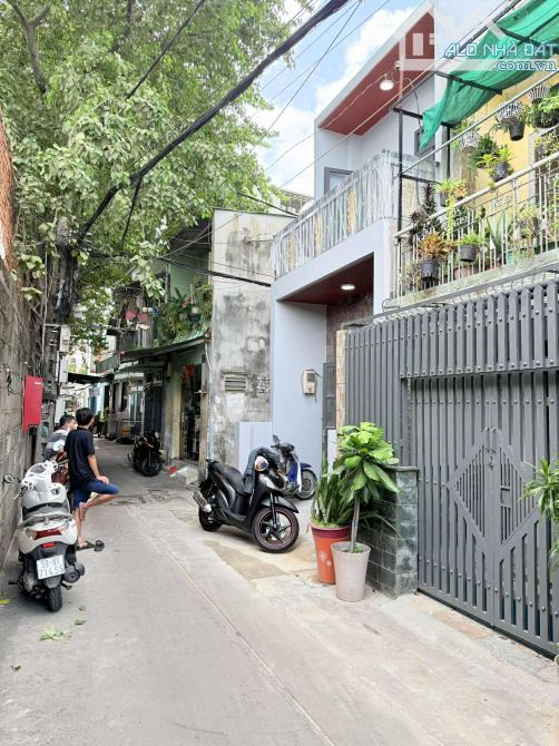 Nhà Âu Cơ_ Phú Trung, Tân Phú. DT 60m2. 2 tầng. Ngang 3.6m x dài 15.3. Giá 5.3  tỷ. - 2