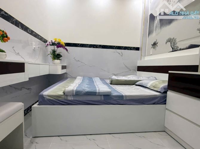 CẦN BÁN GẤP NHÀ ĐƯỜNG NGUYỄN SỸ SÁCH,Q TÂN BÌNH., DT 5 X 18, CĂN GÓC,GIÁ 11 TỶ TL - 2