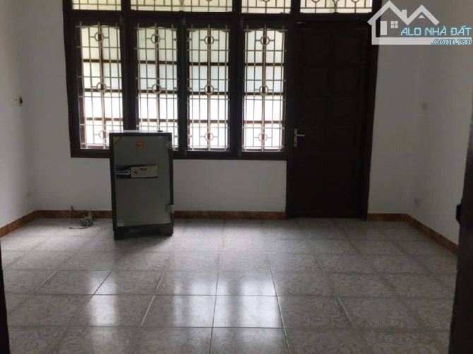 PHÂN LÔ CẦU GIẤY - Ô TÔ TRÁNH VỈA HÈ - KINH DOANH - GẦN PHỐ - DT60m2 - GIÁ TỐT - 2