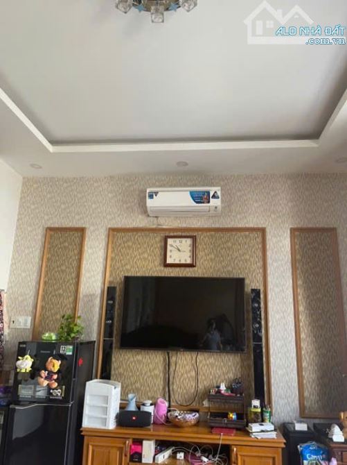 MẶT TIỀN ĐƯỜNG 12M - NGUYỄN SỸ SÁCH - 85M5 - NGANG CHUẨN 5,5M - GIÁ - 11.X TỶ - 2