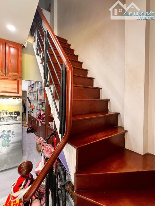 “NHÀ ĐẸP HBC-105M2( 4.3❌25M),3PN HẺM XE HƠI- SHR-CHIA HAI CĂN, MỘT CĂN Ở, MỘT CĂN DÒNG TIỀ - 2
