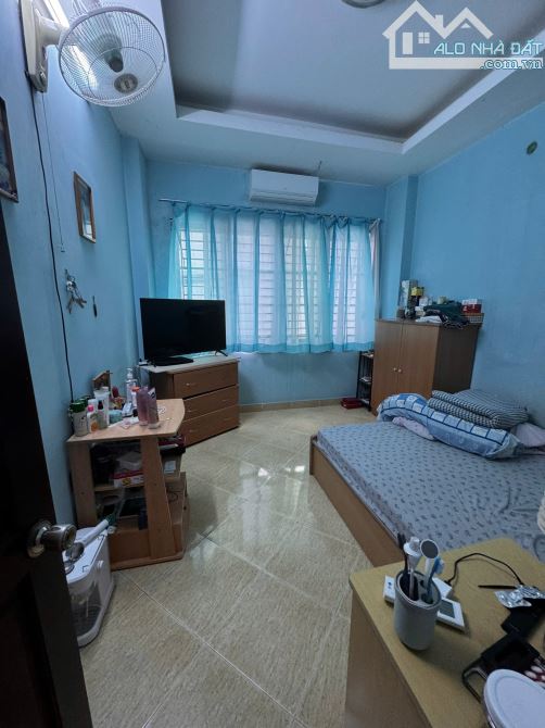 Bán nhà hẻm dân trí khu VIP Huỳnh Văn Bánh🚩 DT 33m2 - 4Tầng chỉ 5,98 tỷ TL - 2