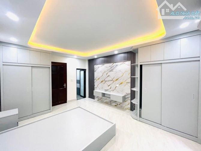 BÁN NHÀ PHÚC ĐỒNG 6.X TỶ, 45M2, MT4M, LÔ GÓC, NGÕ 4M, THIỆN CHÍ BÁN - 2