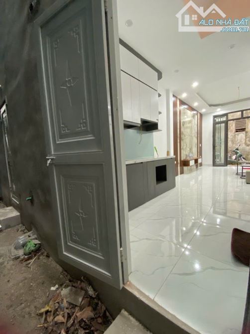 #La Phù Hoài Đức 38m2 5 tầng 4,45 Tỷ, Ô TÔ Gần. - 2