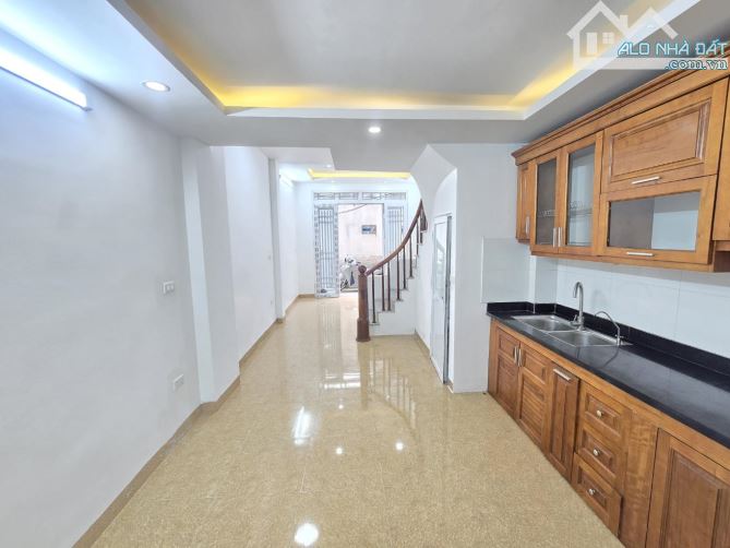 Bán nhà phân lô Vạn Phúc: 35m*4tầng, fadil đỗ cửa, ngõ thông, chỉ 6tỷ95 - 2