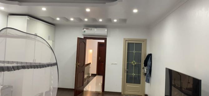 Bán nhà 5 tầng Ngụy Như Kon Tum, TX. Dt 51m² – gần ô tô tránh – nội thất mới – giá 17.5 tỷ - 2