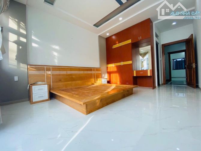 NHÀ ĐẸP MÊ LY 1 LỮNG 3 LẦU 4PN 5WC HẺM XE TẢI LÊ ĐỨC THỌ CHỢ AN NHƠN - 2