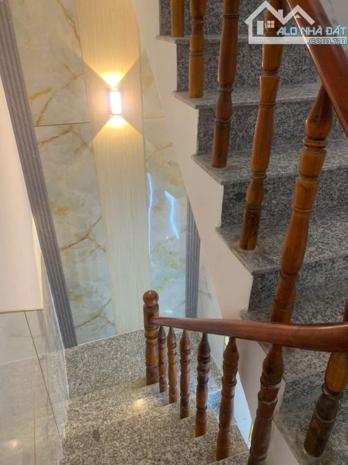 NHÀ MỚI 2 LẦU ĐẸP KHU TÂN KIM, GIÁ RẺ 1TỶ350TR CÒN BỚT - SỔ HỒNG RIÊNG- CÁCH QL50 ĐÚNG 50M - 2