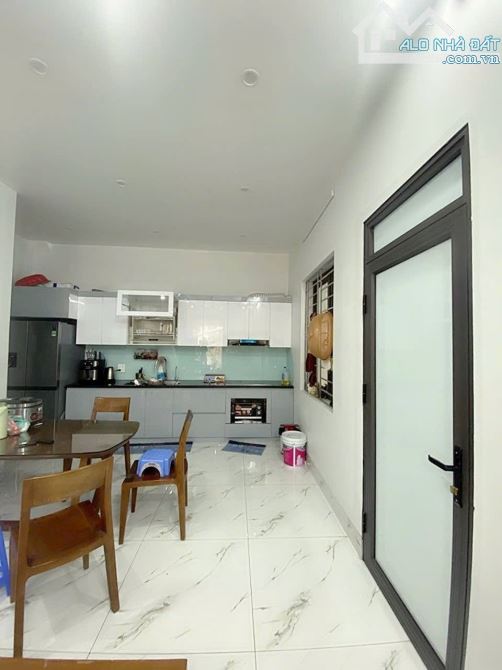 BÁN NHÀ PHÂN LÔ VIP X2B TAM TRINH – 80M² – 4 TẦNG – LÔ GÓC – VIEW HỒ – VỈA HÈ – 18.4 TỶ - 2