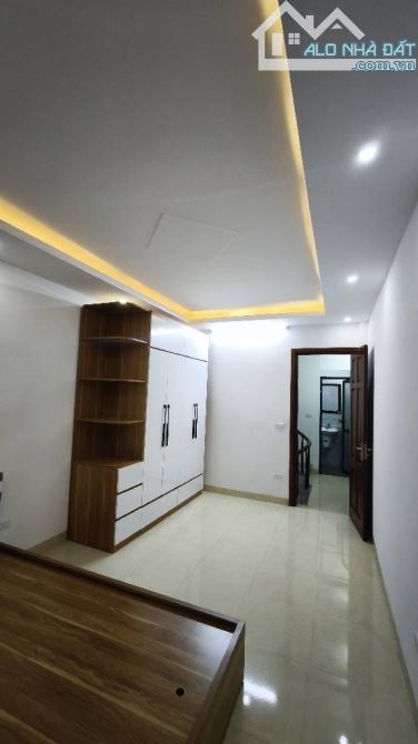 BÁN NHÀ VĂN QUÁN - TRUNG TÂM QUẬN HÀ ĐÔNG - NGÕ NÔNG - 33M x 5 TẦNG - 3 NGỦ - GIÁ 7 TỶ 1 - 2