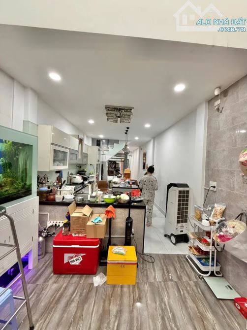 🏡 NHÀ 2 TẦNG – HẺM XE HƠI – GẦN TRƯỜNG SA – P3, TÂN BÌNH – CHỈ 9.7 TỶ! - 2