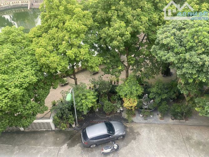 BÁN NHÀ PHÂN LÔ VIEW HỒ 32 TỶ 83m 5 TẦNG MT 5,5m VỈA HÈ Ô TÔ TRÁNH LẠC LONG QUÂN CẦU GIẤY - 2