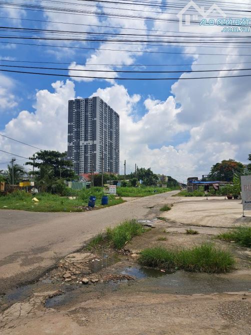Đông Hòa - Sát Làng Đại Học- 66m2 - Ngang 5m- 3.3Tỷ- Sổ hồng riêng - 3