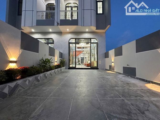 Bán Nhà đẹp Mặt Tiền Đường Mỹ Lộc  DT: 129m2 thổ cư 100% - 2