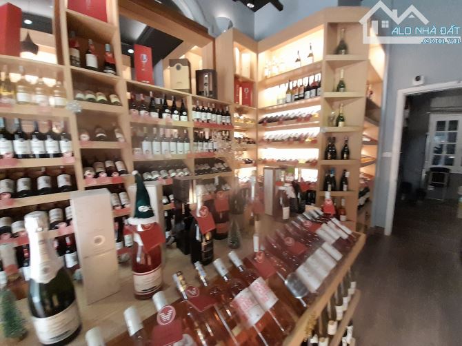 Bán nhà Mặt phố Xuân Diệu, Tây Hồ, Diện tích 390m2, Mặt tiền 12m, 265 Tỷ